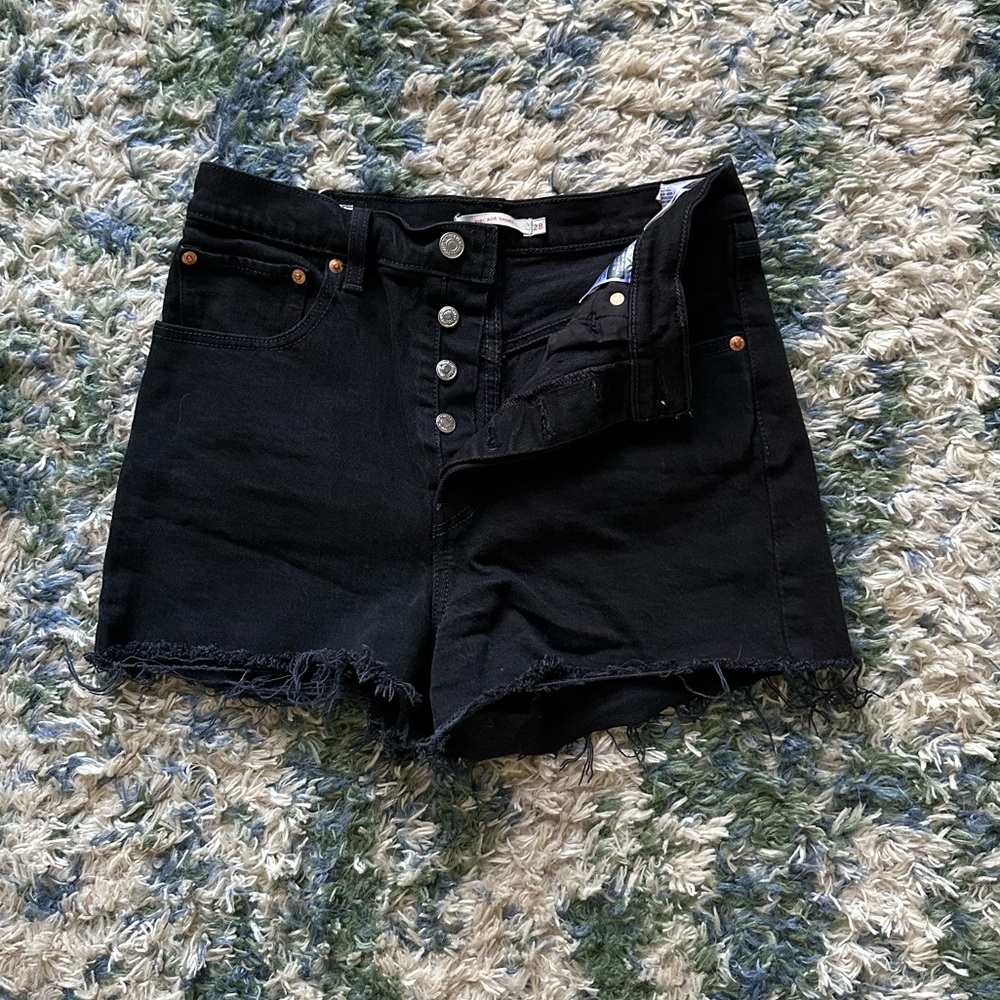Levi’s Ribcage Short